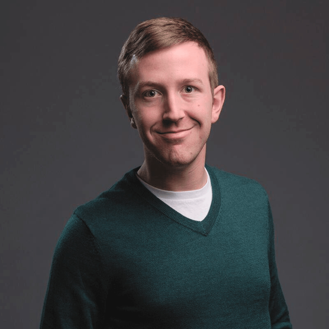 Photography coach offering guidance on how to become a photographer and improve photography skills